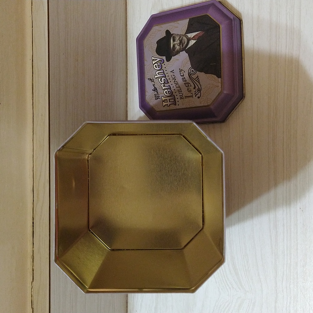Vintage 1996 Milton S. Hershey "Building A Legacy" Tin Can/Storage Container - Picture 6 of 6